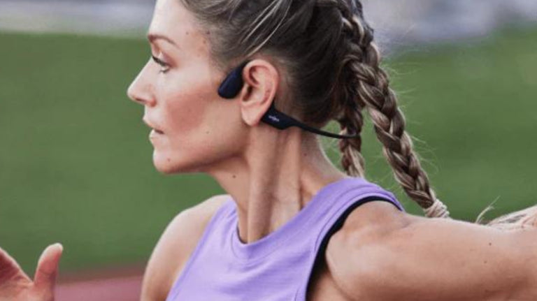 TOP 10 BEST GIFTS FOR FEMALE RUNNERS