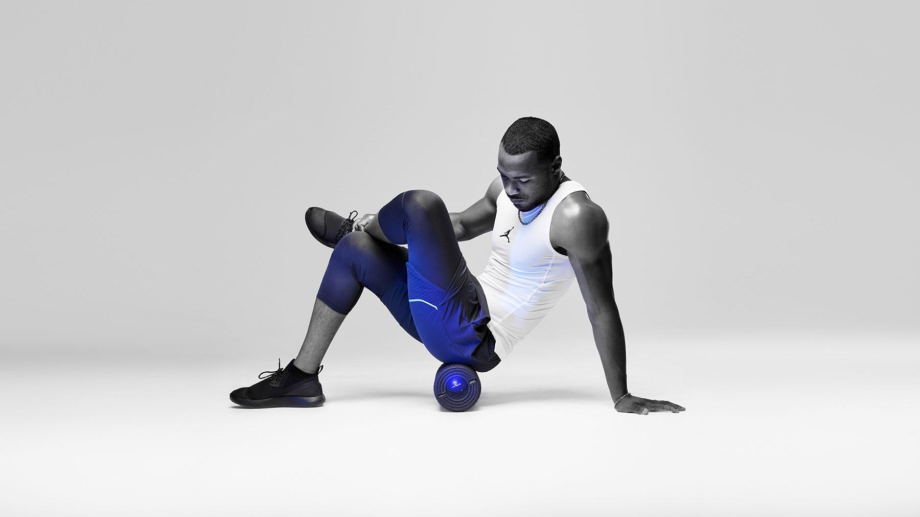 FOAM ROLLING FOR RUNNERS: WHY IT MATTERS AND HOW TO DO IT RIGHT