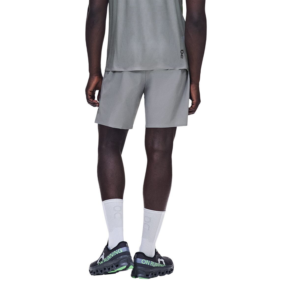 ON 7" Performance Shorts