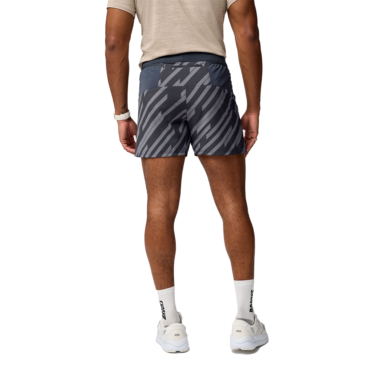 Brooks Journey 5" Short