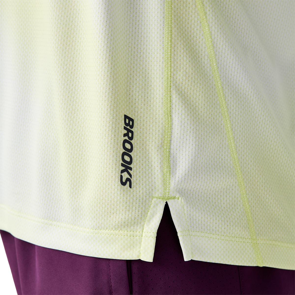 Brooks Dash Short Sleeve Printed