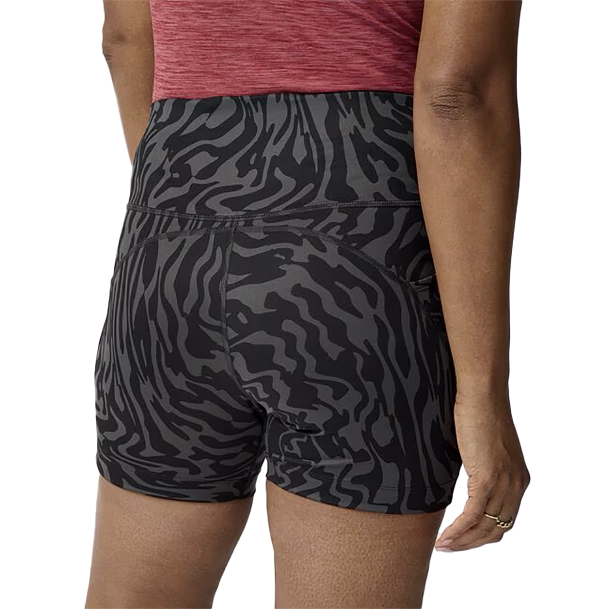 Brooks Spark 5" Short Tight