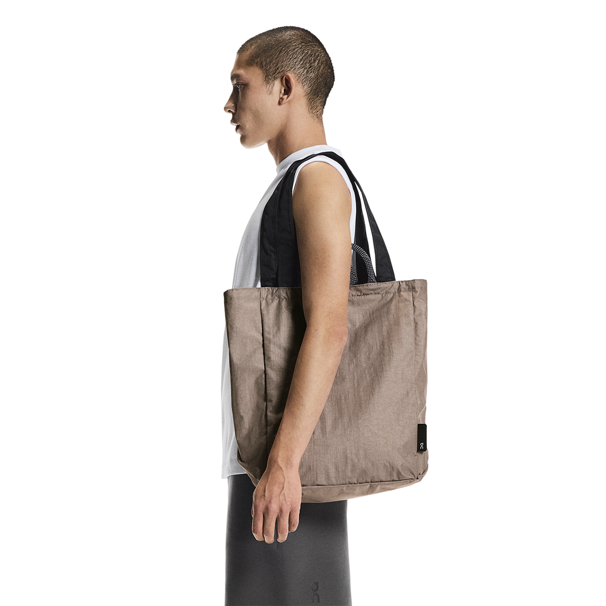 ON Tote Pack 25L