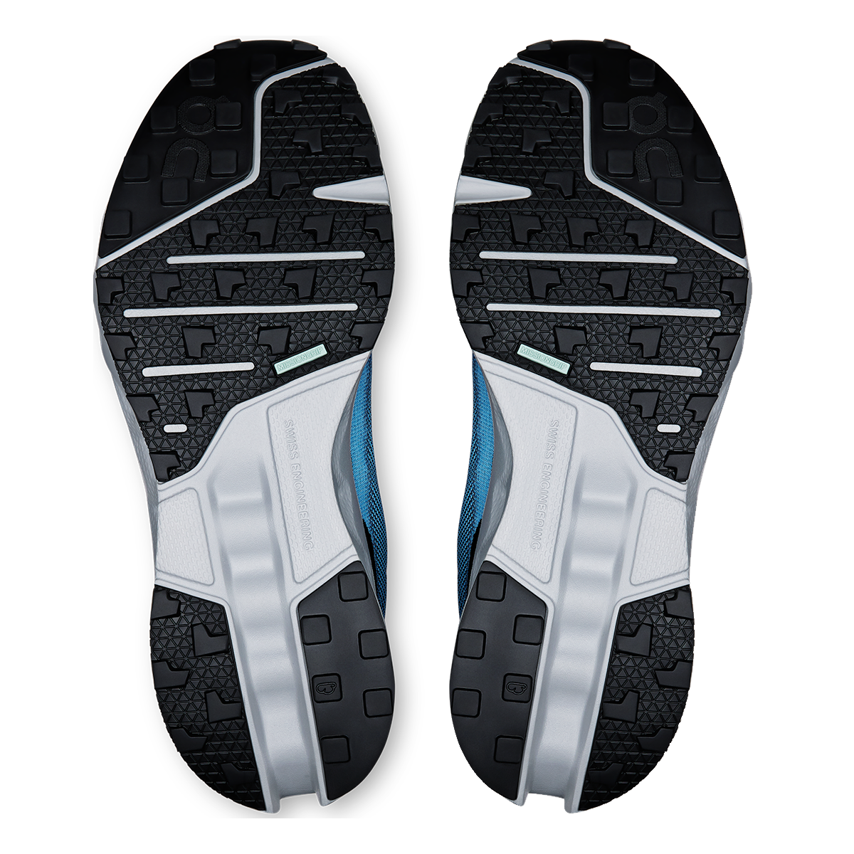 ON Cloudsurfer Trail