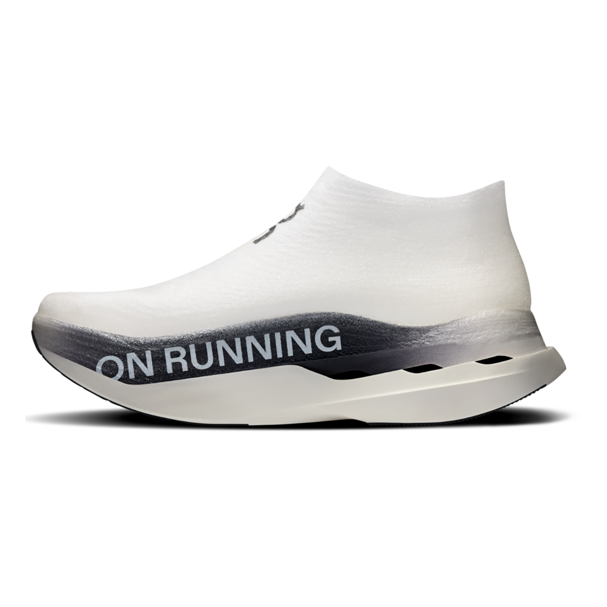 ON Cloudboom Strike LS