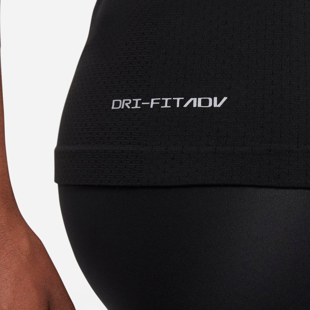 Nike Dri-FIT ADV Aura Tank