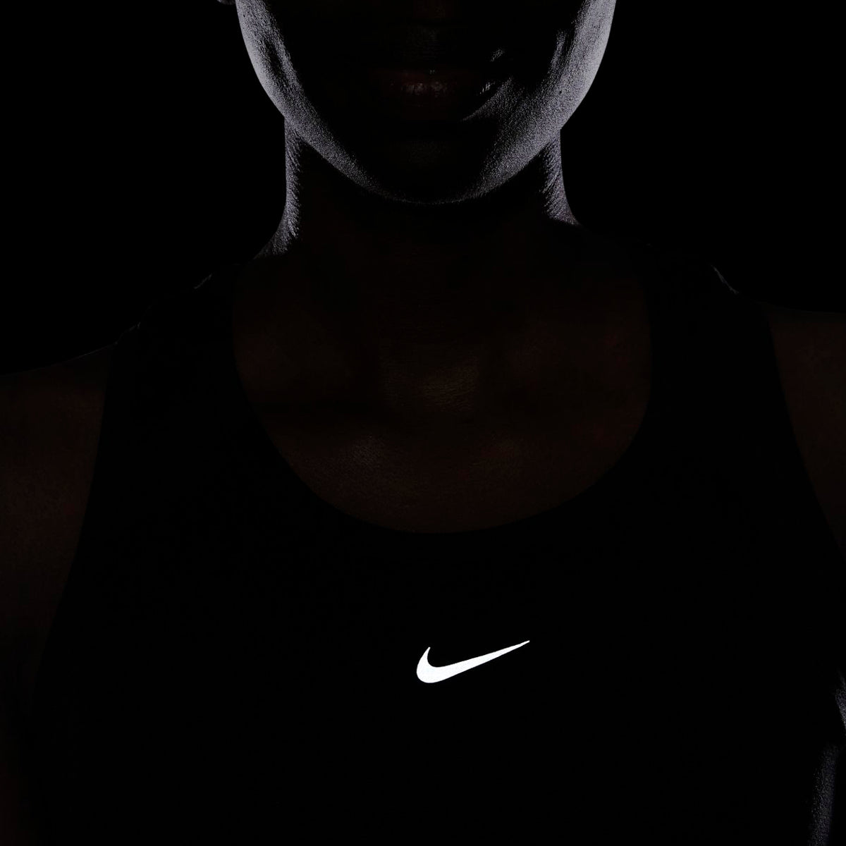Nike Dri-FIT ADV Aura Tank