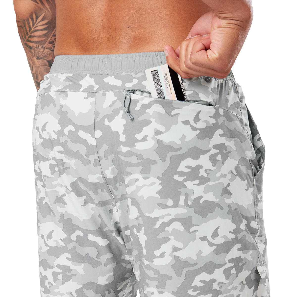 Nathan Printed Essential 7" Short