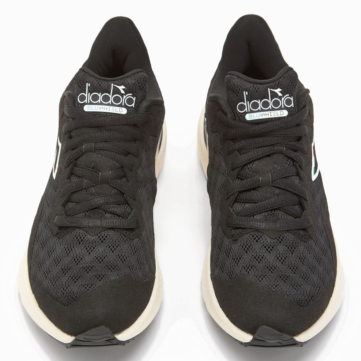 Diadora Mythos Blushield Volo 3