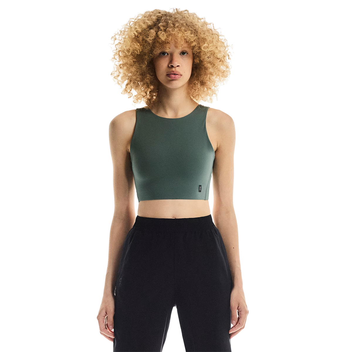 ON Core 2-in-1 Crop