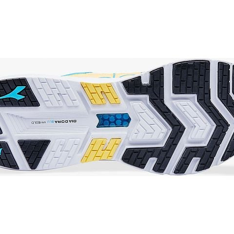 Diadora Mythos Blushield Volo