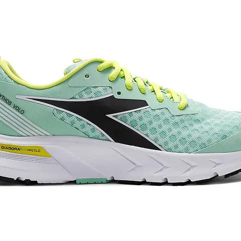 Diadora Mythos Blushield Volo