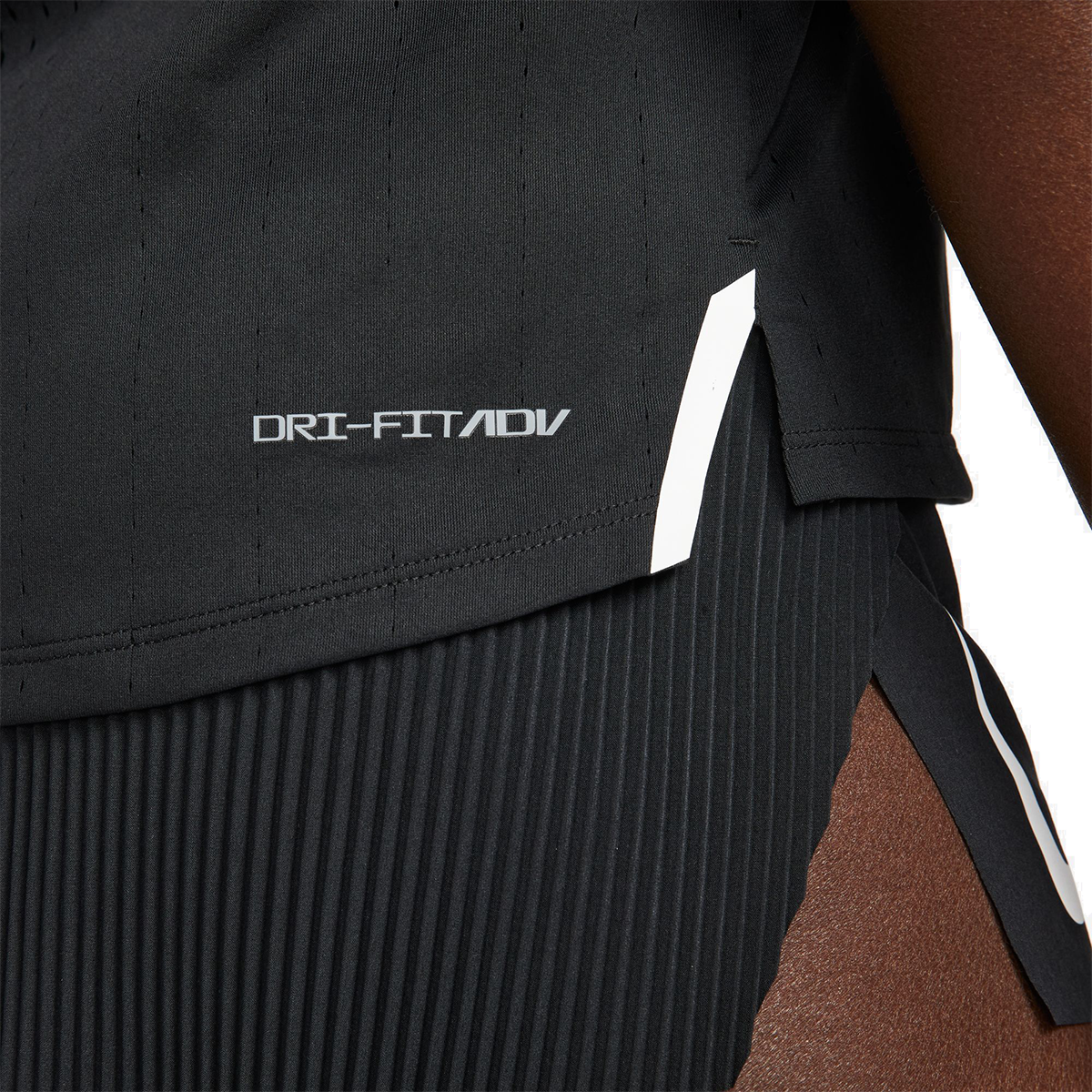 Nike Dri-FIT ADV AeroSwift Tank