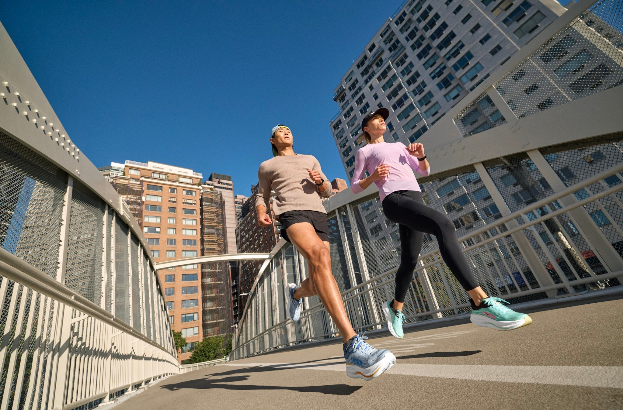 FIT GUIDE: HOW DO HOKA RUNNING SHOES FIT?