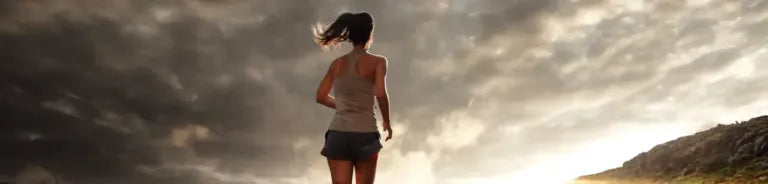 8 TIPS FOR RUNNING IN THE RAIN