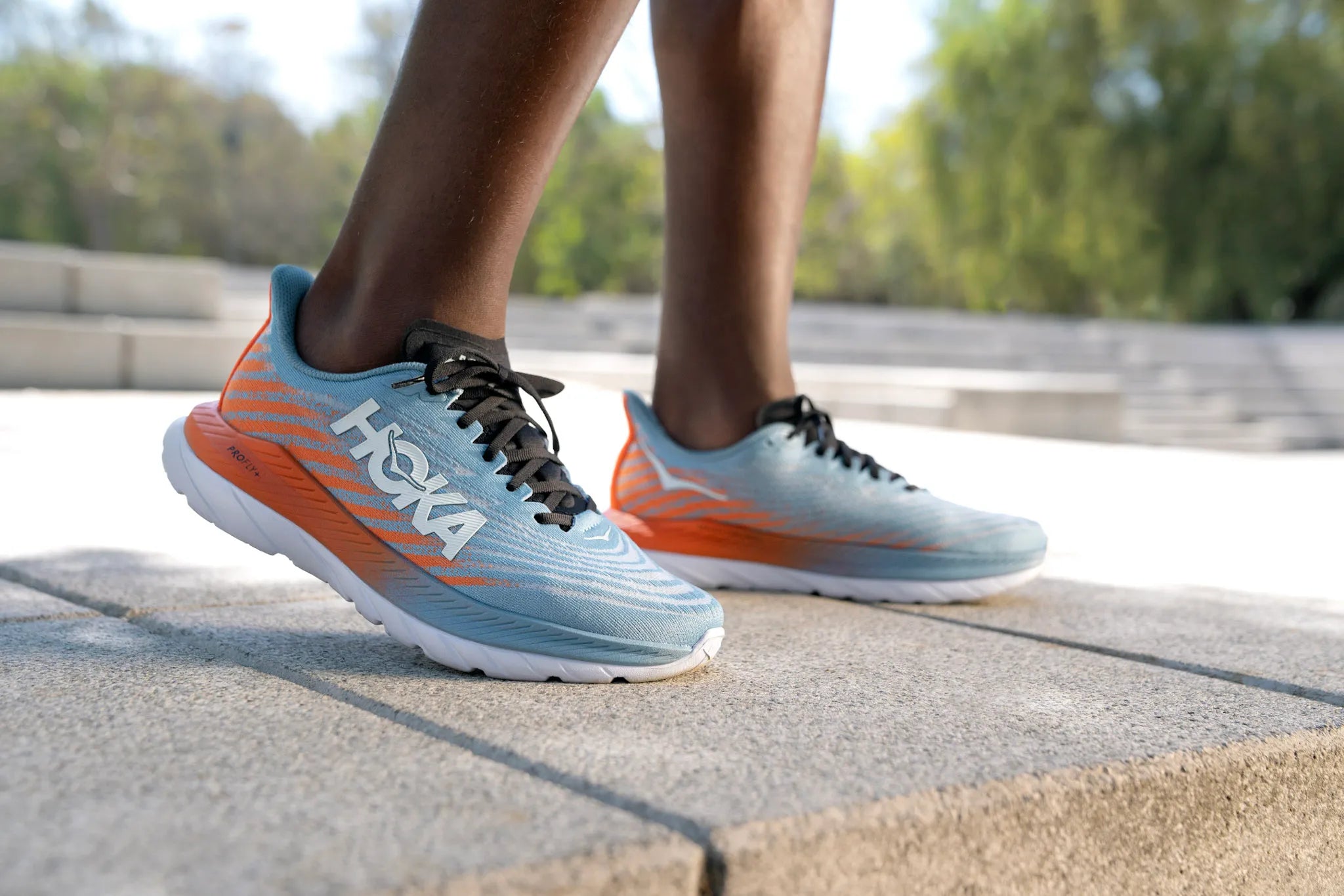 TOP 6 BEST HOKA WALKING SHOES