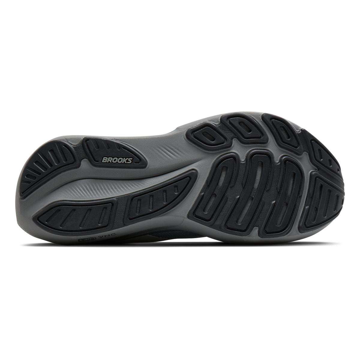 Brooks Revel 9