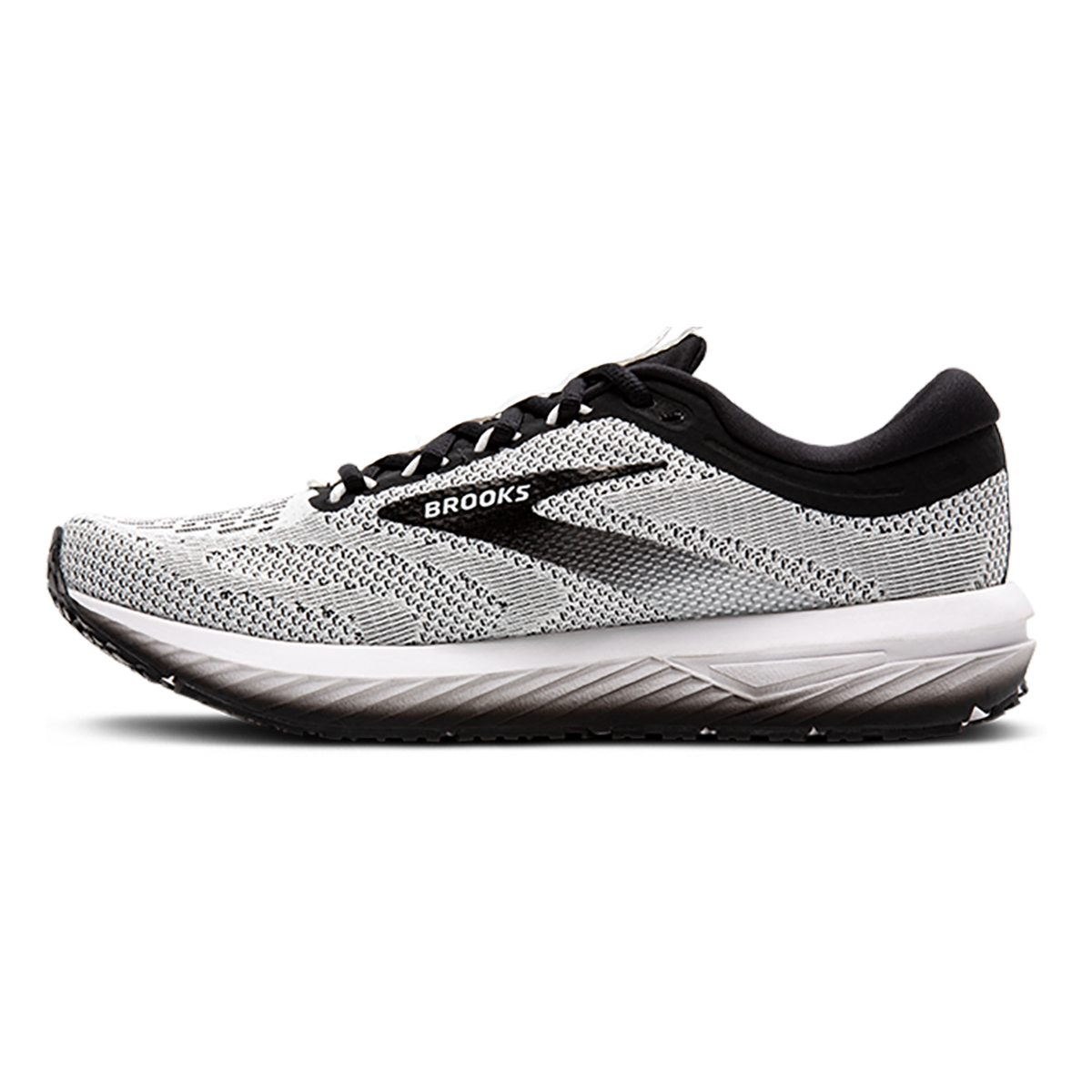Brooks Revel 7