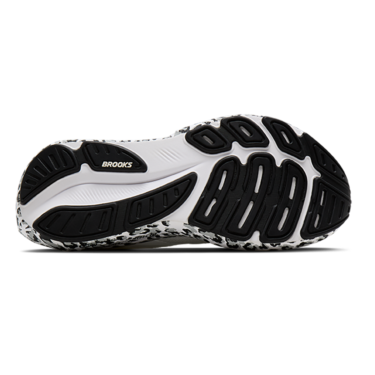 Brooks Revel 9