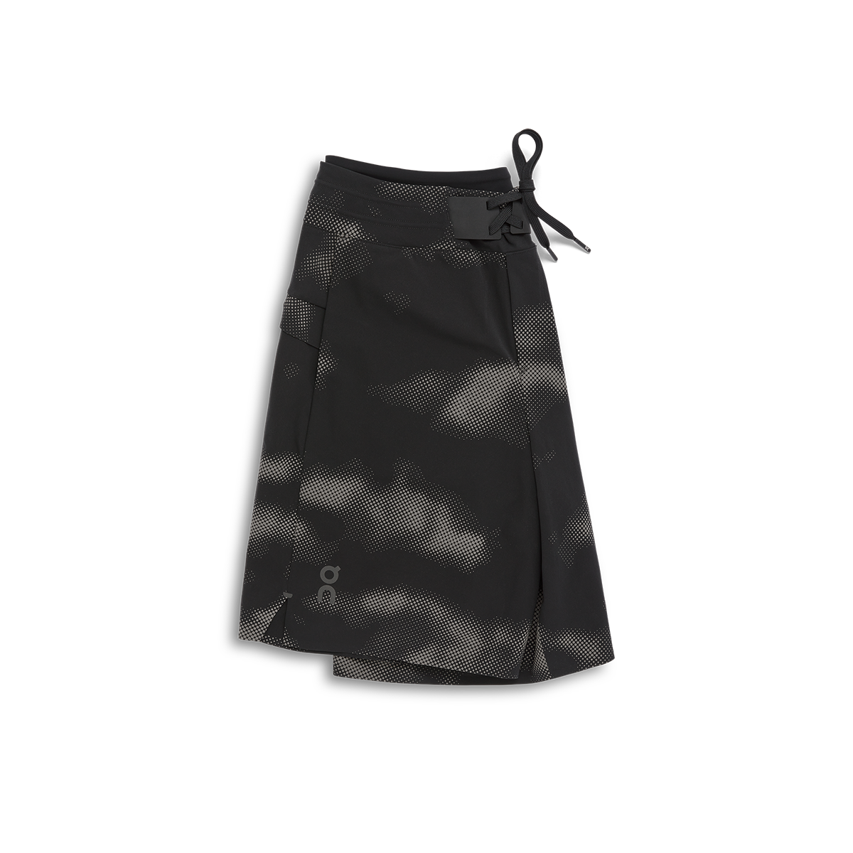 ON Hybrid Lumos Short