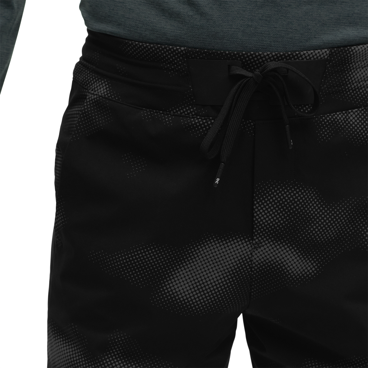 ON Hybrid Lumos Short