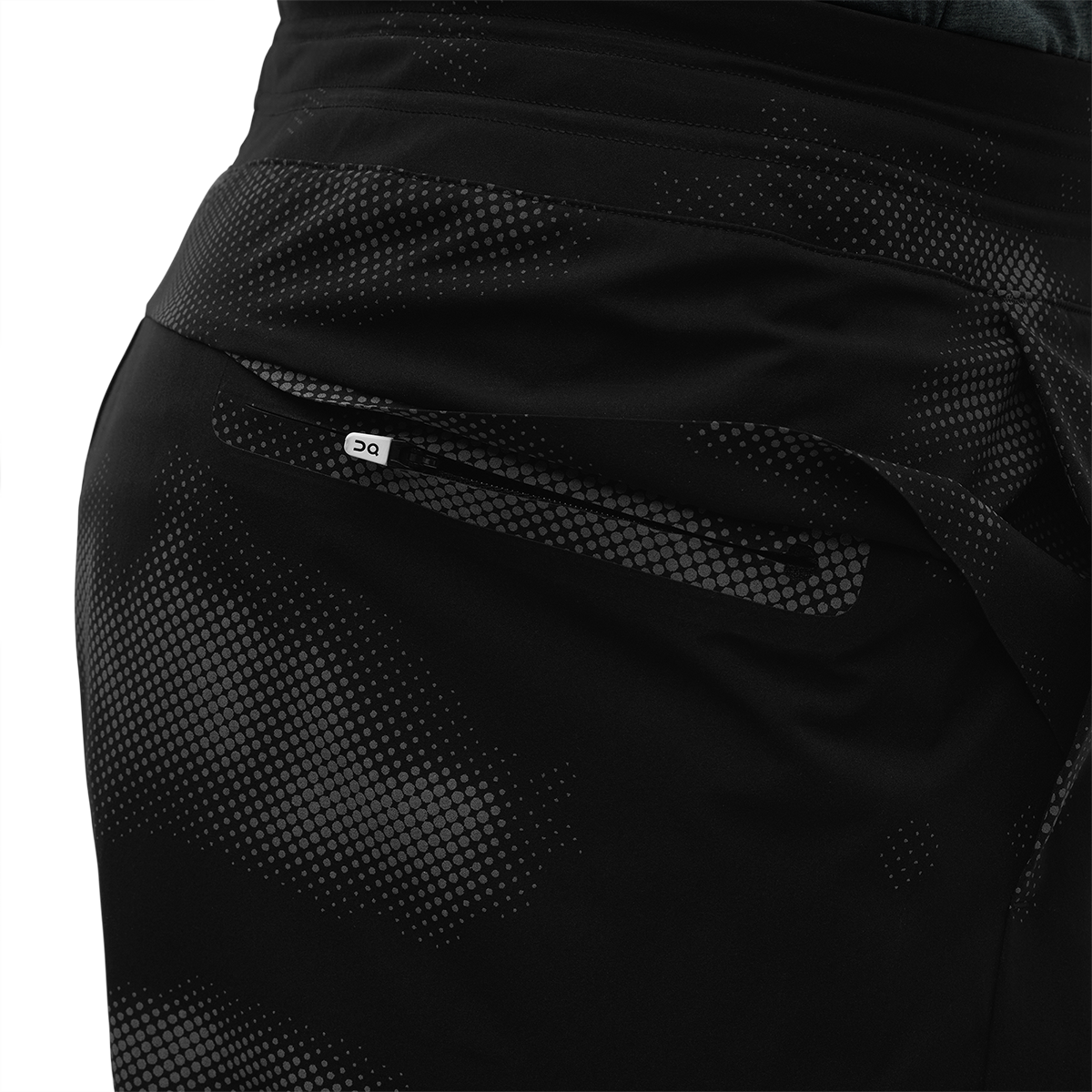 ON Hybrid Lumos Short