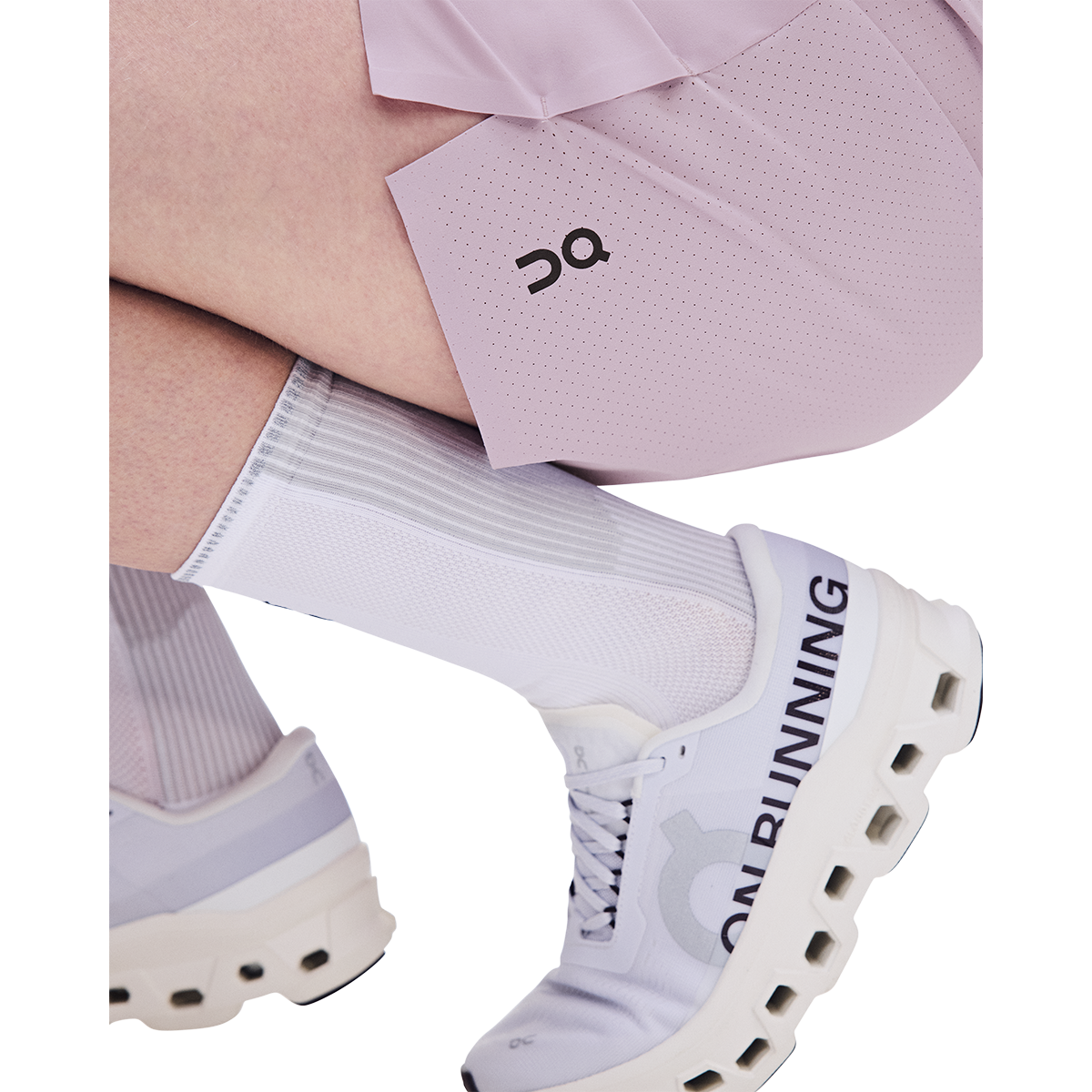 ON 5" Performance Shorts