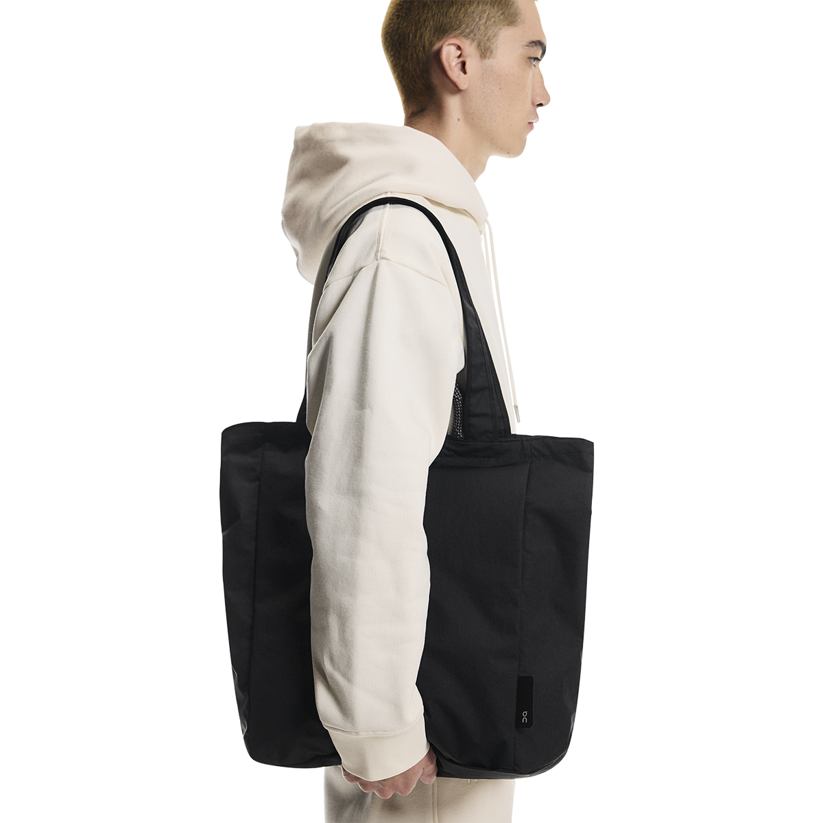 ON Tote Pack 25L
