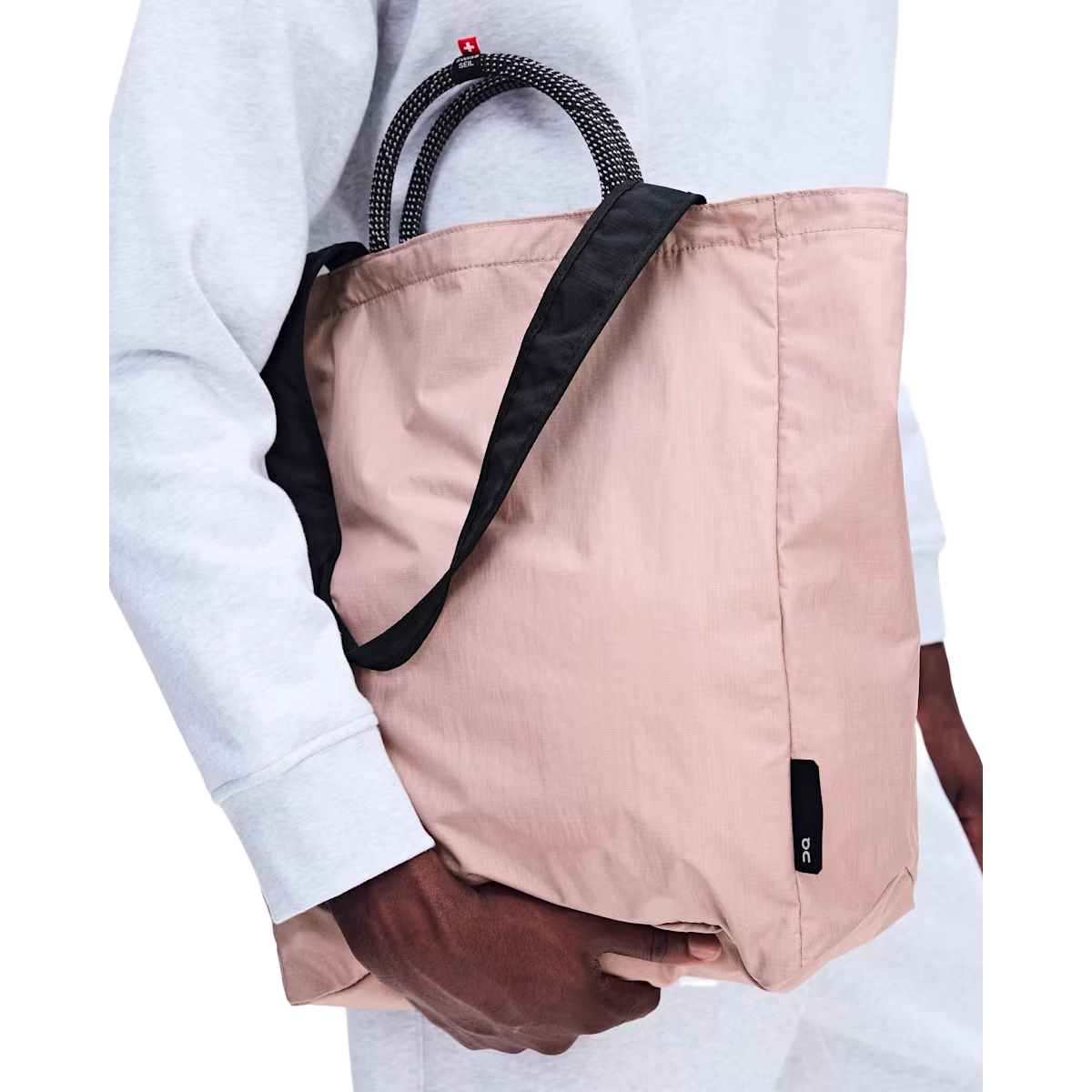 ON Tote Pack 25L