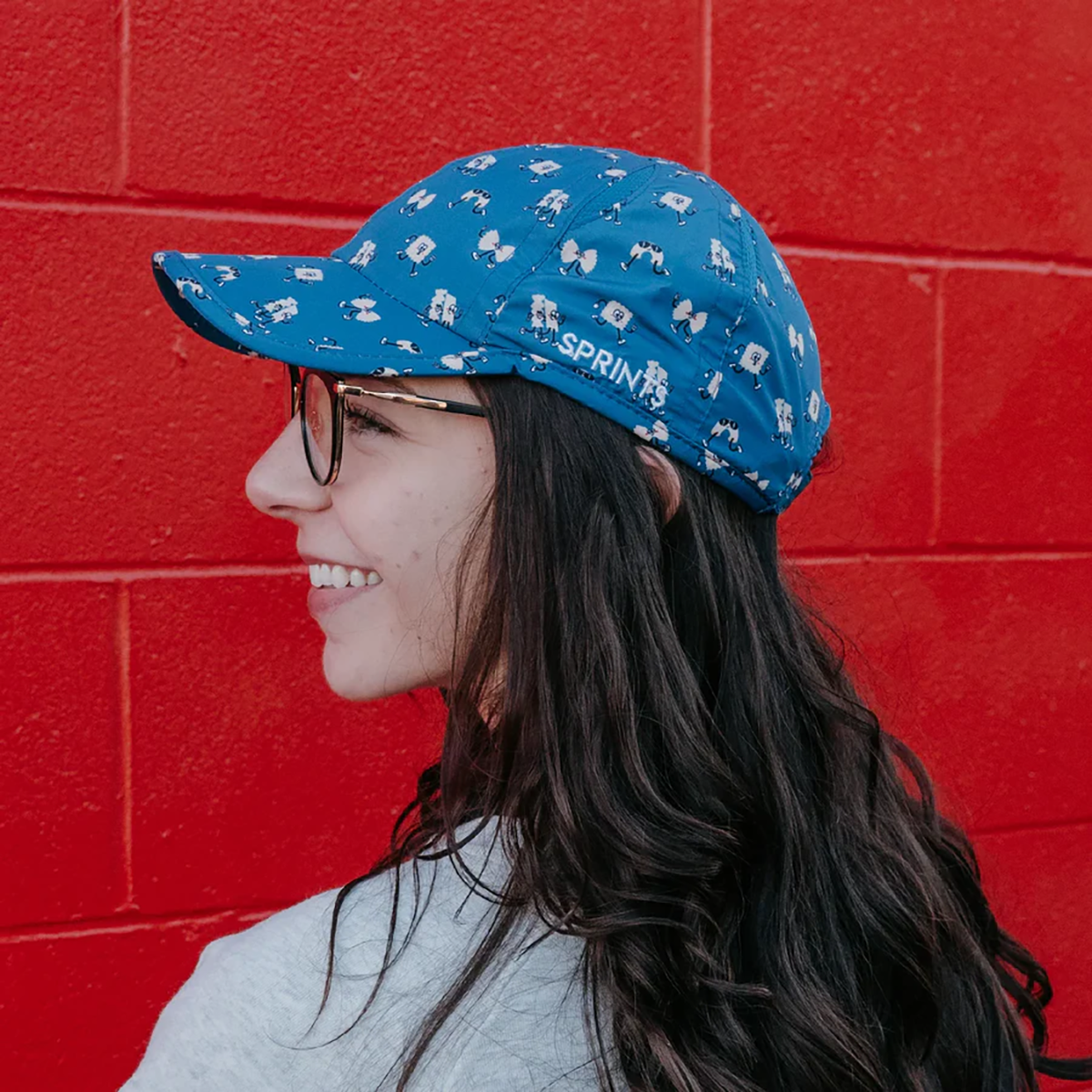 Sprints Race Day Hat White   Navy Unisex