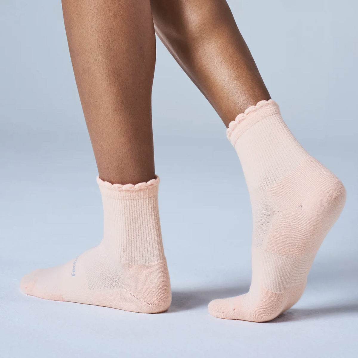 Feetures High Performance Max Cushion Quarter Tall Scallop